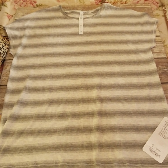 lululemon athletica Tops - Lululemon NWT t-shirt